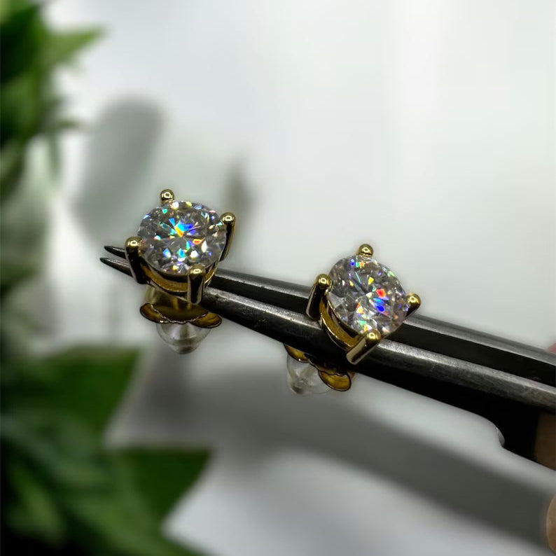 Jewellery gifts that do not look cheap