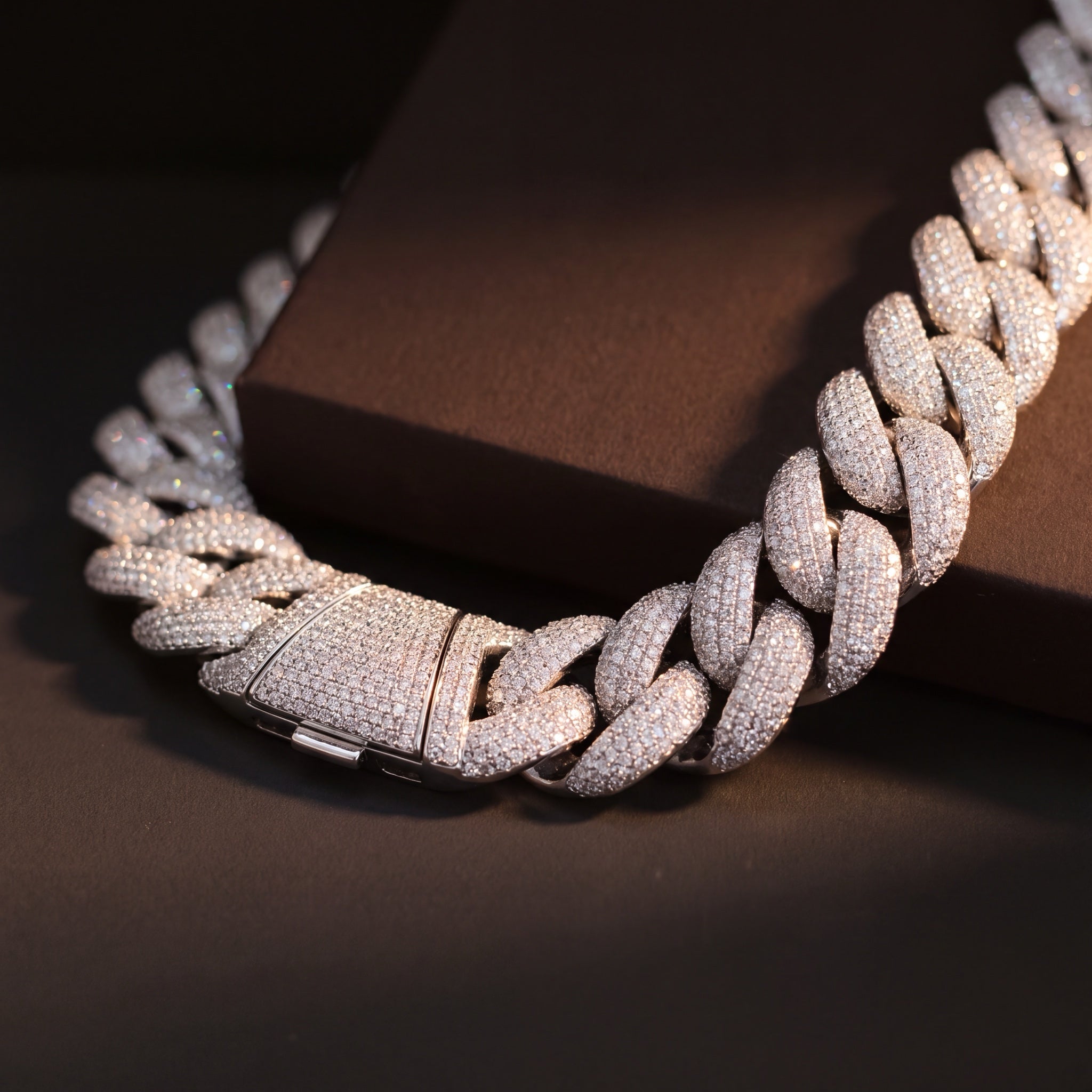 Macro of the micro-pave links on the 24 mm iced Cuban chain