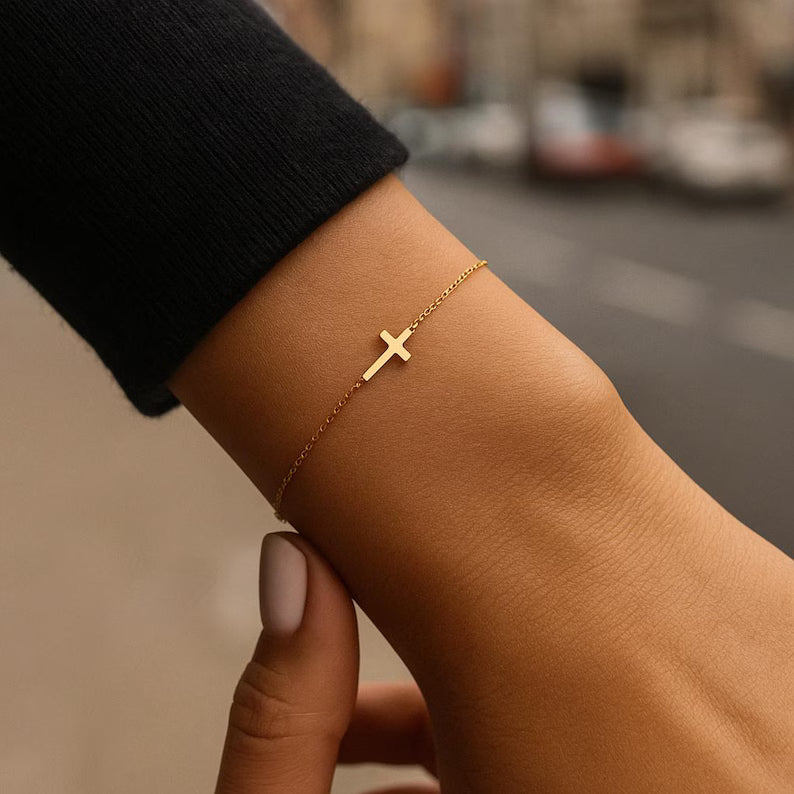 Minimalist Gold Bracelet with Cross-Shaped Charm – Waterproof Stainless Steel Jewelry for Women
