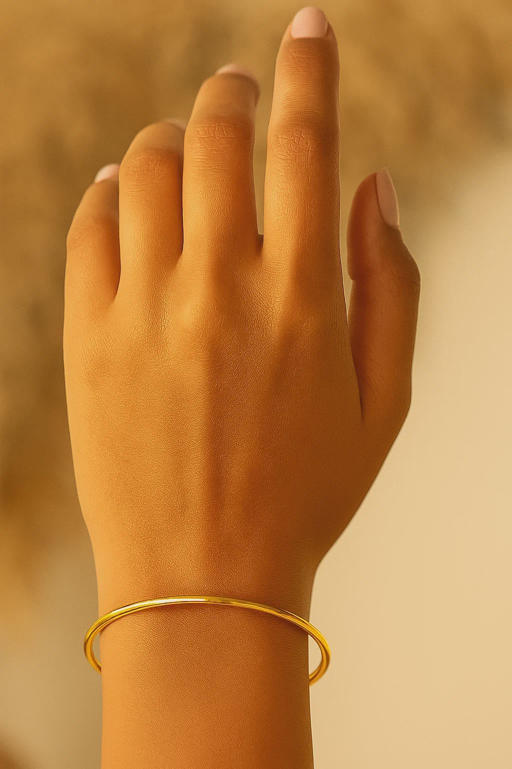 18K gold plated bangle available in 2 mm and 4 mm widths