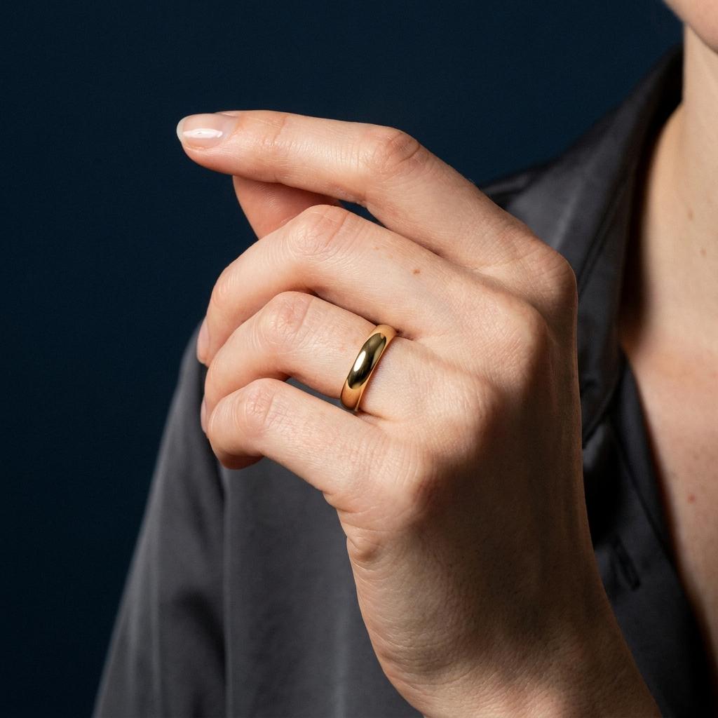 Waterproof gold plated ring, tarnish-resistant finish